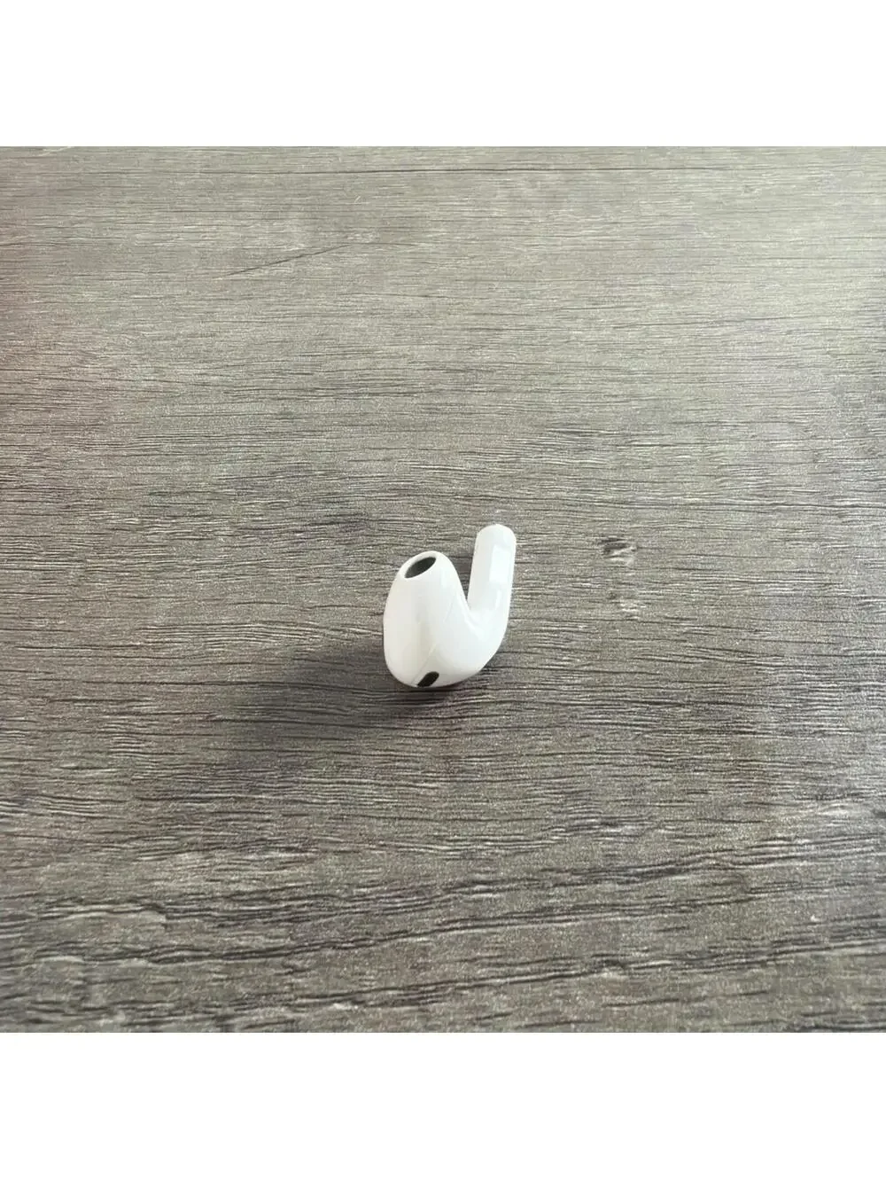 Apple Airpods 3rd Generation - RIGHT SIDE ONLY A2565